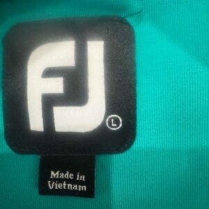 Foot Joy Golf Vest. Beautiful Teal Color.
